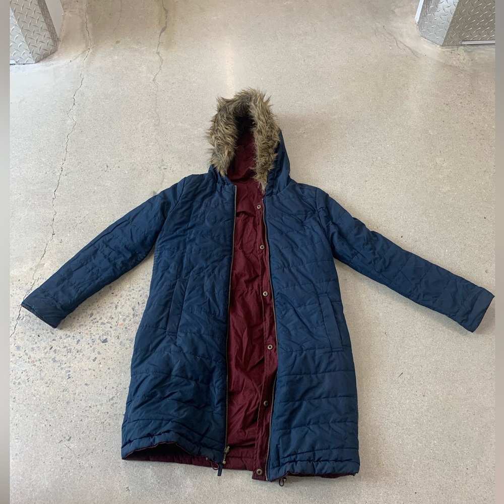 Reversible spring jacket